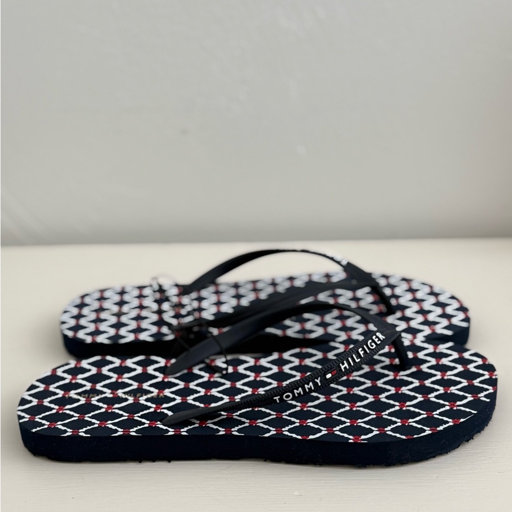 Tommy Hilfiger Textured Sole Footwear